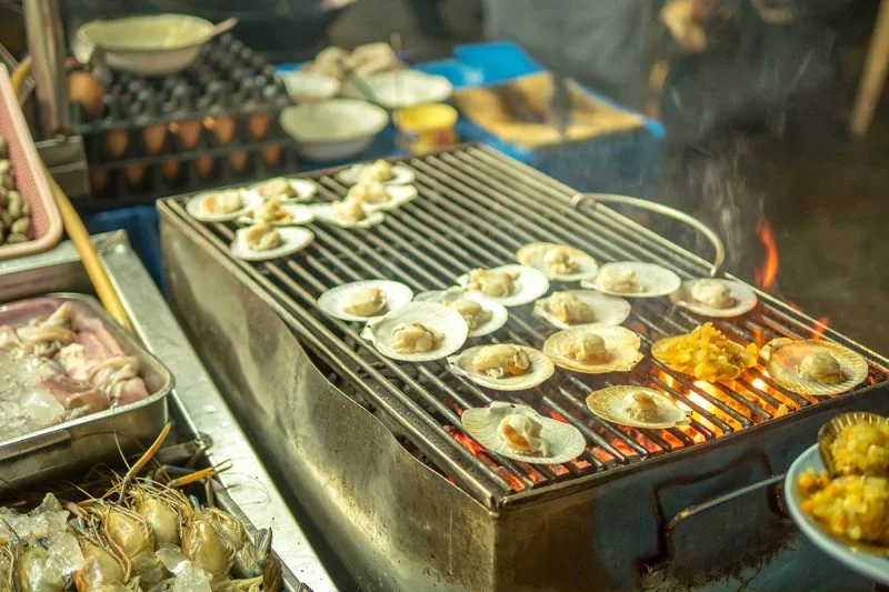 泰国: 探索芭堤雅充满活力的夜市 | 360onetravel.com | 旅游和娱乐出版品