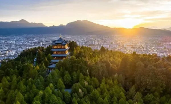 去云南旅游五天行程安排推荐 | 360onetravel.com | 旅游和娱乐出版品