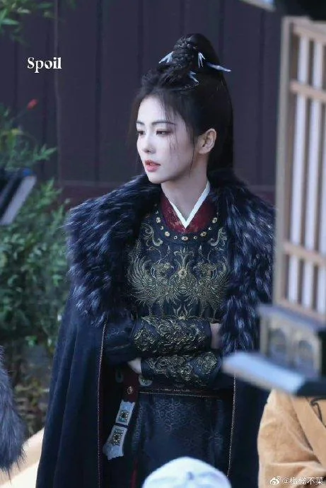 白鹿在《唐宫奇案》中出妆：将军造型的绝美演绎 | 360onetravel.com | 旅游和娱乐出版品