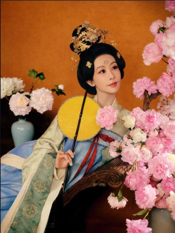 《国色芳华》的热度与未来展望 | 360onetravel.com | 旅游和娱乐出版品
