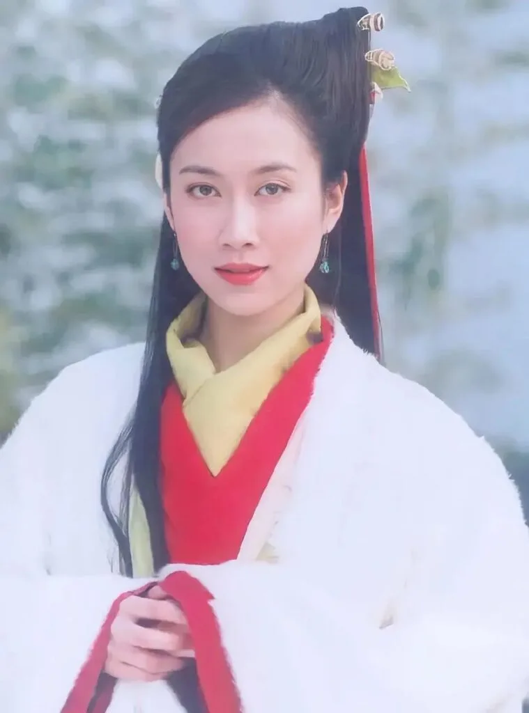 温峥嵘: 清流中的坚持与自我 | 光影旅途