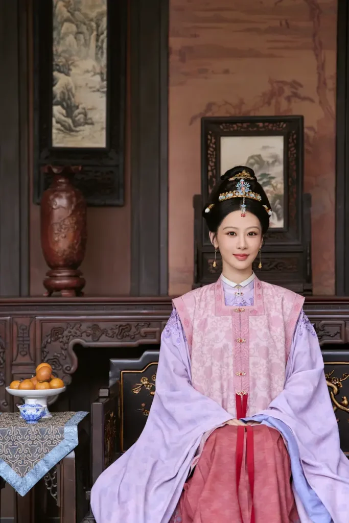 g | 360onetravel.com | 旅游和娱乐出版品 杨紫优雅古风造型引发热议 | 360onetravel.com | 旅游和娱乐出版品