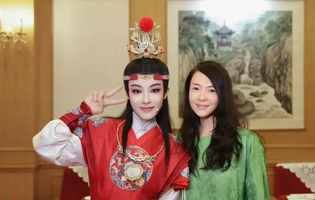 a1 | 360onetravel.com | 旅游和娱乐出版品 陈丽君的越剧魅力:文化传承与现代观众的碰撞 | 360onetravel.com | 旅游和娱乐出版品