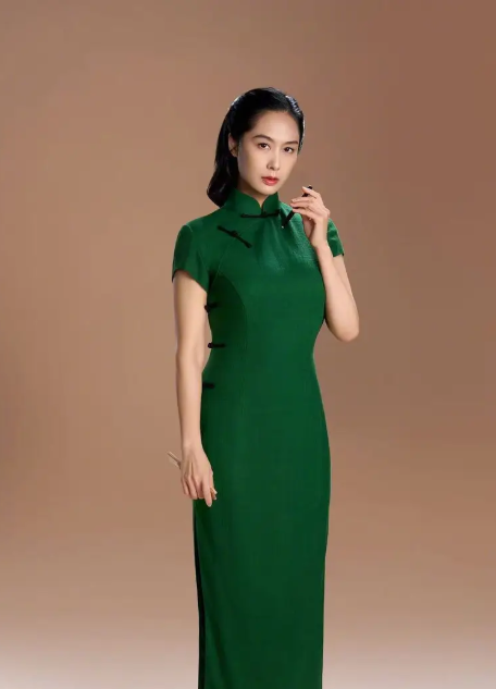 Screenshot_4 | 360onetravel.com | 旅游和娱乐出版品 朱茵的短发造型与女强人的气质 | 360onetravel.com | 旅游和娱乐出版品