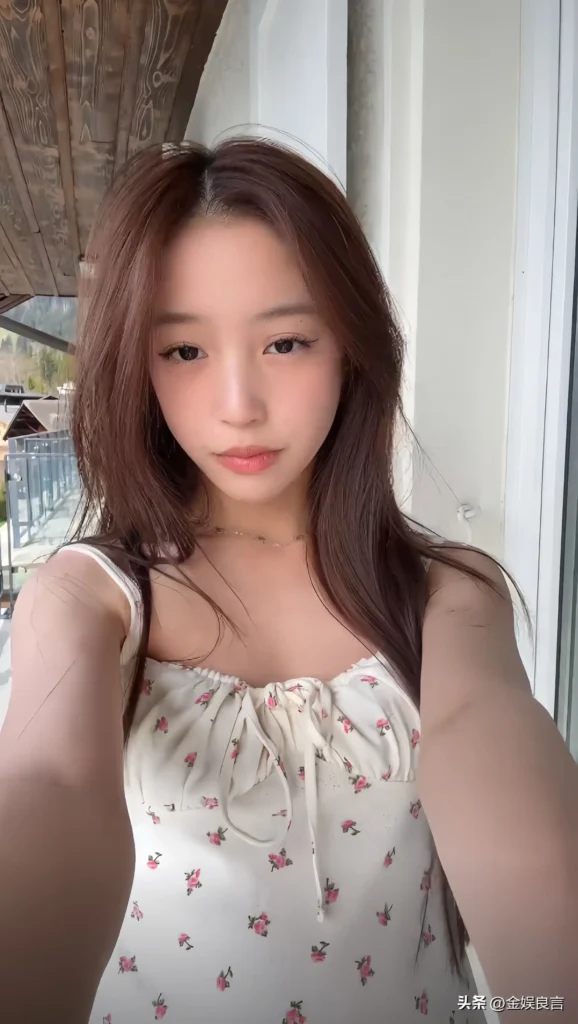 a1 | 360onetravel.com | 旅游和娱乐出版品 赵薇女儿四月的留学生活与成长引发热议 | 360onetravel.com | 旅游和娱乐出版品