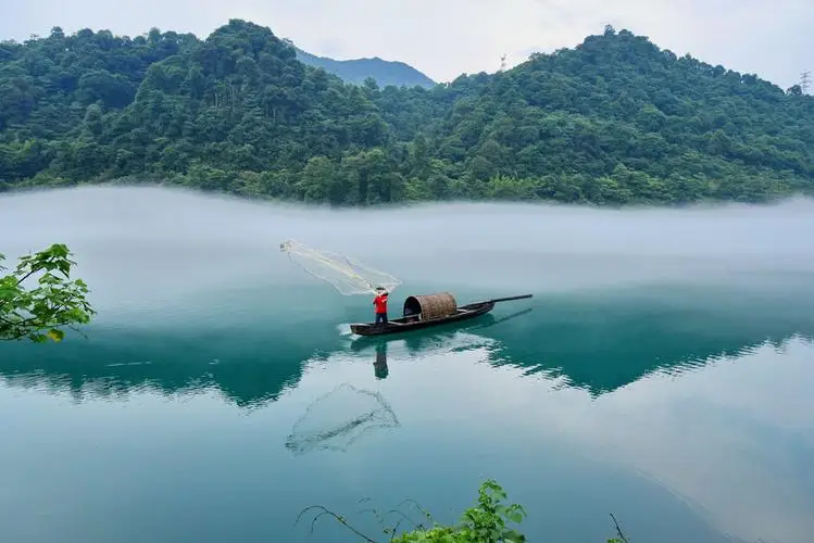 a1 | 360onetravel.com | 旅游和娱乐出版品 东江湖:在诗意栖居中感受宁静之美 | 360onetravel.com | 旅游和娱乐出版品