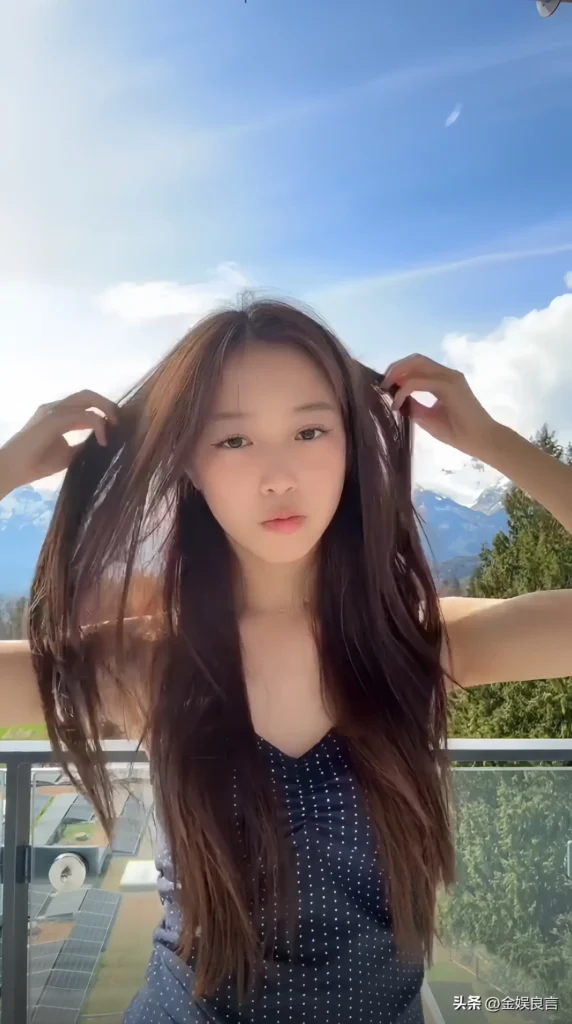 a3 | 360onetravel.com | 旅游和娱乐出版品 赵薇女儿四月的留学生活与成长引发热议 | 360onetravel.com | 旅游和娱乐出版品
