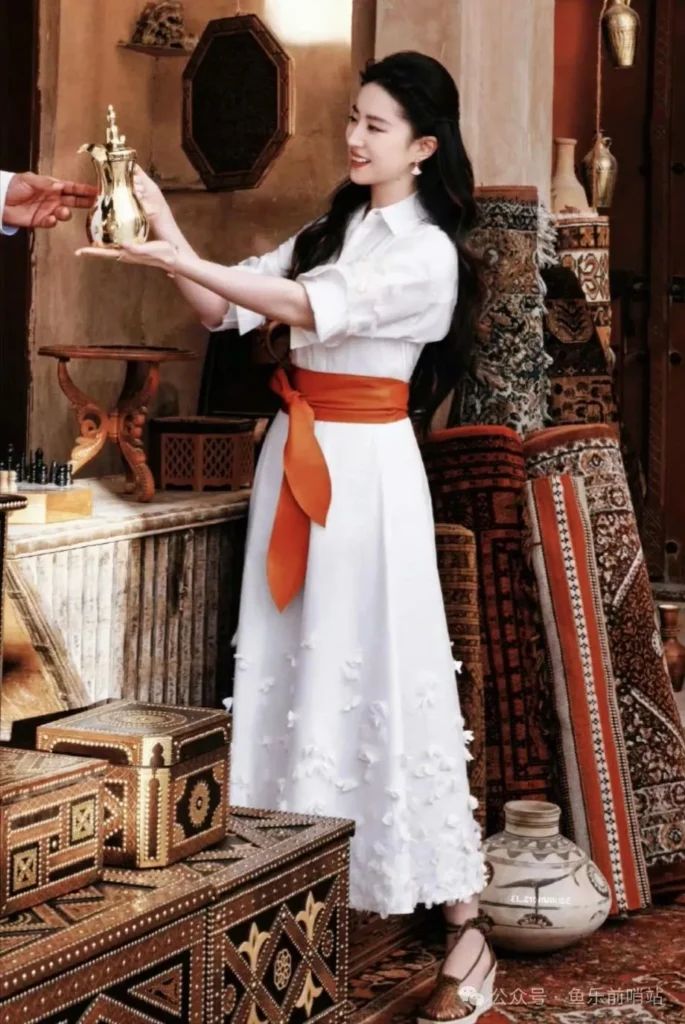 刘亦菲的阿布扎比之旅：夕阳与美食的完美融合 | 360onetravel.com | 旅游和娱乐出版品