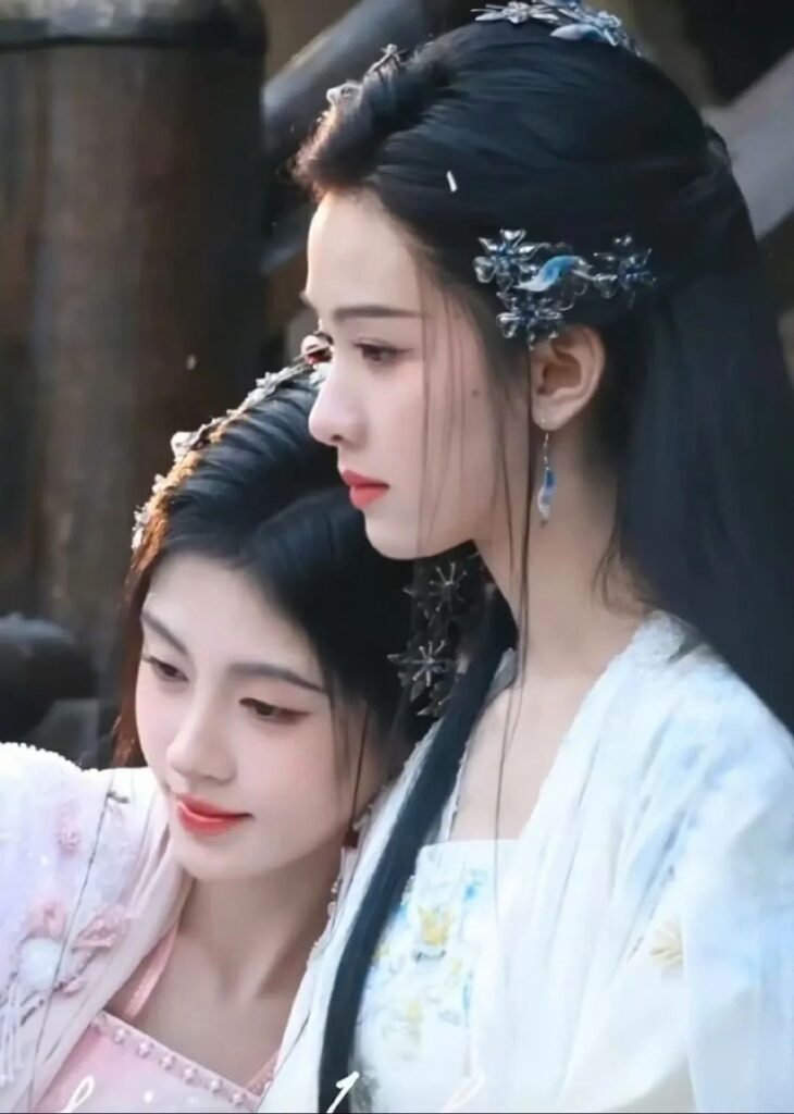 h | 360onetravel.com | 旅游和娱乐出版品 陈都灵与鞠婧祎的友谊及新剧合作动态 | 360onetravel.com | 旅游和娱乐出版品