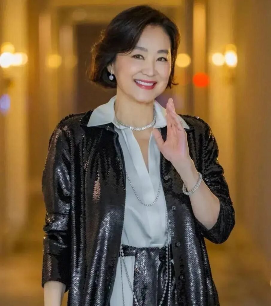 i | 360onetravel.com | 旅游和娱乐出版品 林青霞离婚分得巨额财产的背后 | 360onetravel.com | 旅游和娱乐出版品
