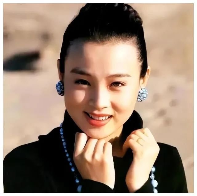 jj | 360onetravel.com | 旅游和娱乐出版品 赵明明:90年代荧屏的清纯玉女 | 360onetravel.com | 旅游和娱乐出版品