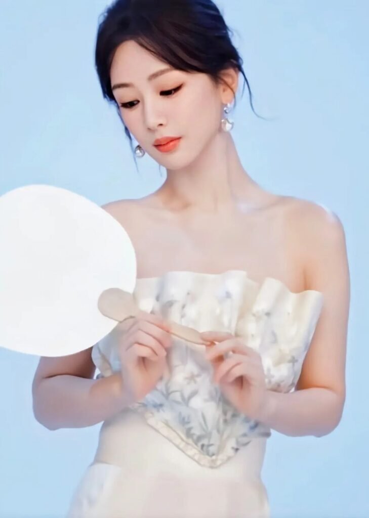 杨紫的接下来之路：陪跑女王的成名之路 | 360onetravel.com | 旅游和娱乐出版品
