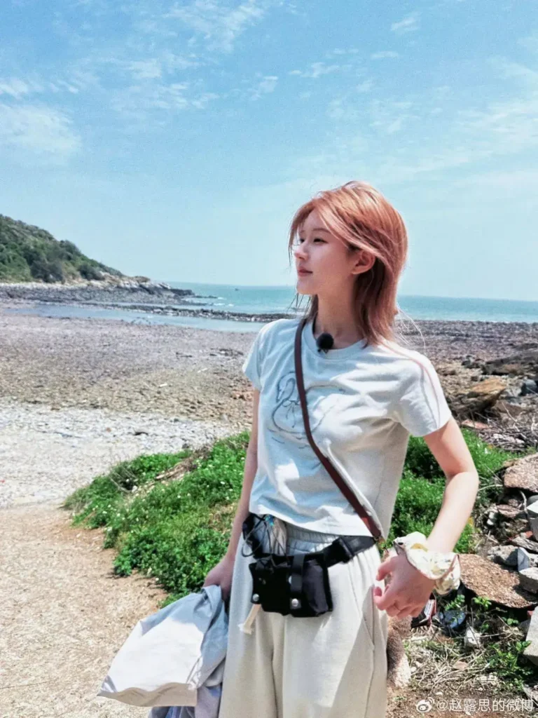赵露思与曾黎关系揭秘：为何不见她为曾黎发声？ | 360onetravel.com | 旅游和娱乐出版品