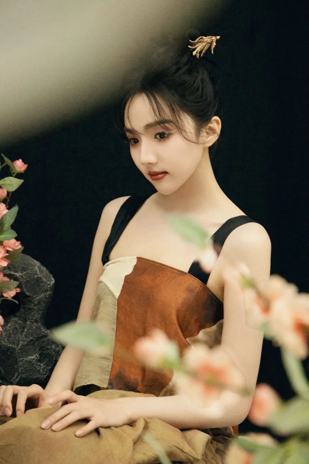 苏晓彤的家境揭秘：真的如传闻般“富二代”吗？ | 360onetravel.com | 旅游和娱乐出版品