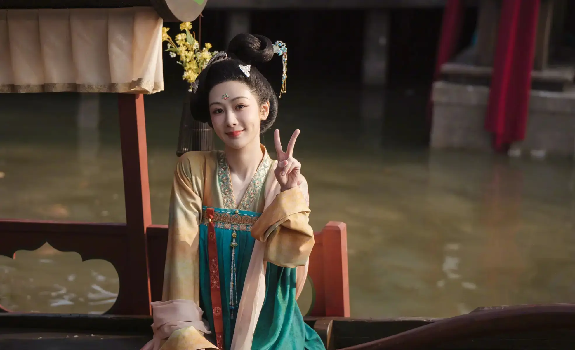 温柔告别：“最美的牡丹”在杨紫心中悄然盛开 | 360onetravel.com | 旅游和娱乐出版品