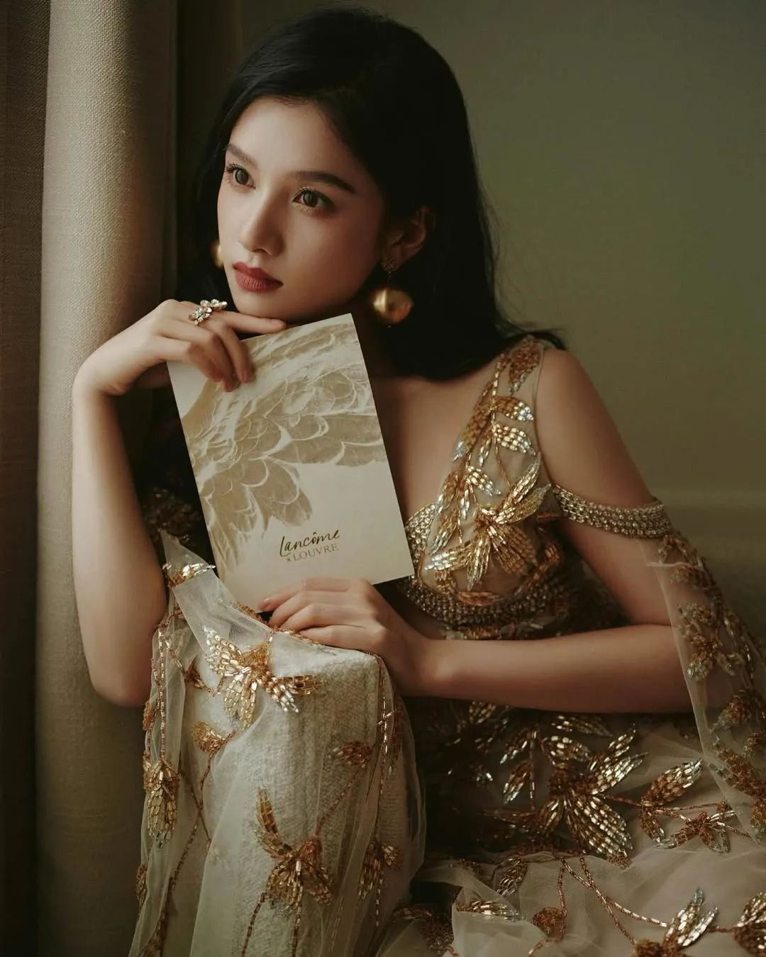 张婧仪演技引热议 “青春疼痛女主”还能走多远？ | 360onetravel.com | 旅游和娱乐出版品