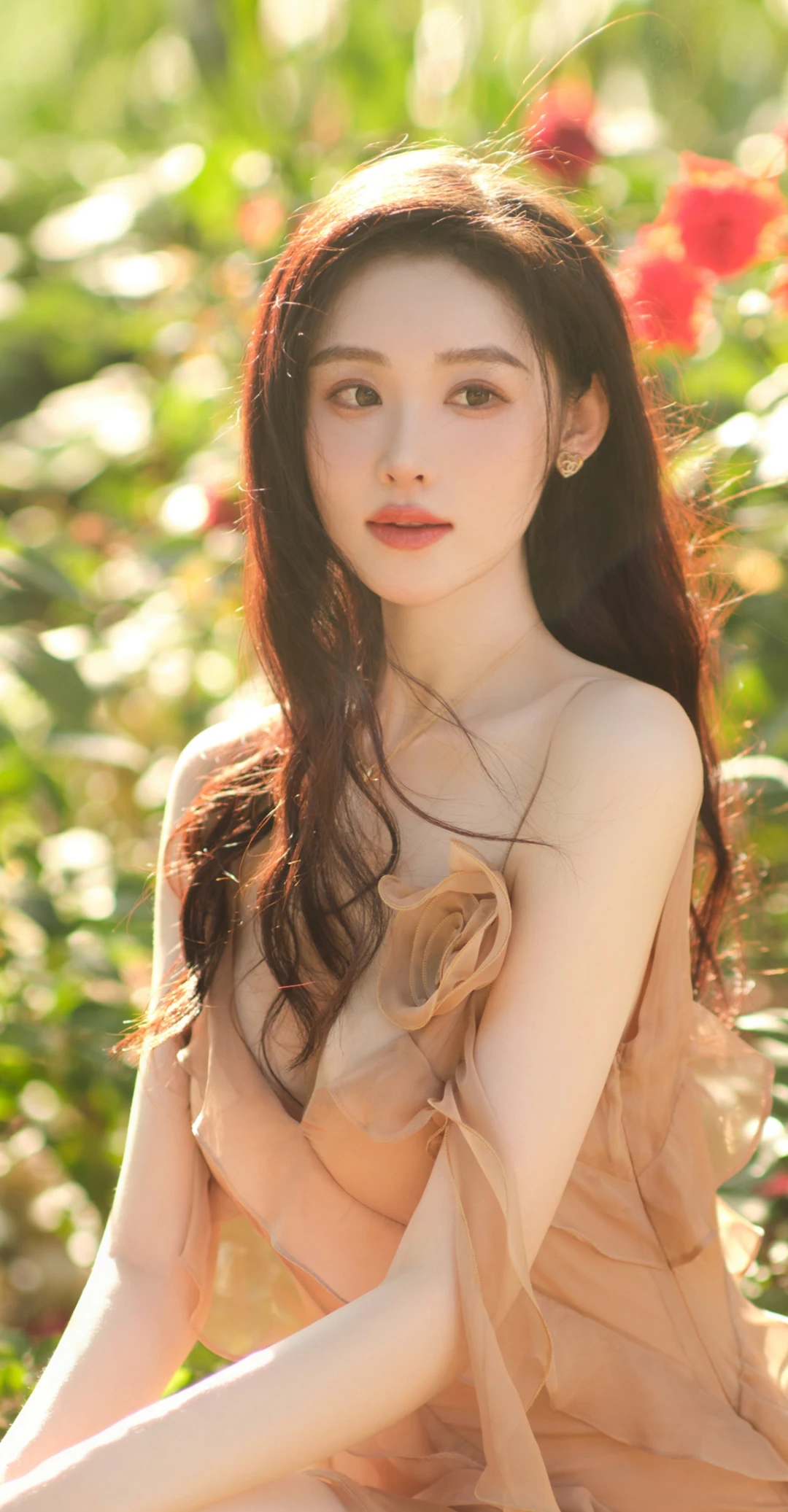 荣梓希出演《凡人修仙传》，诠释智慧温婉的辛如音 | 光影旅途