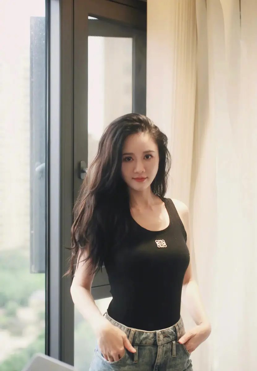 陈乔恩晒周末营业美照！粉色新中式套装甜美迷人 | 360onetravel.com | 旅游和娱乐出版品