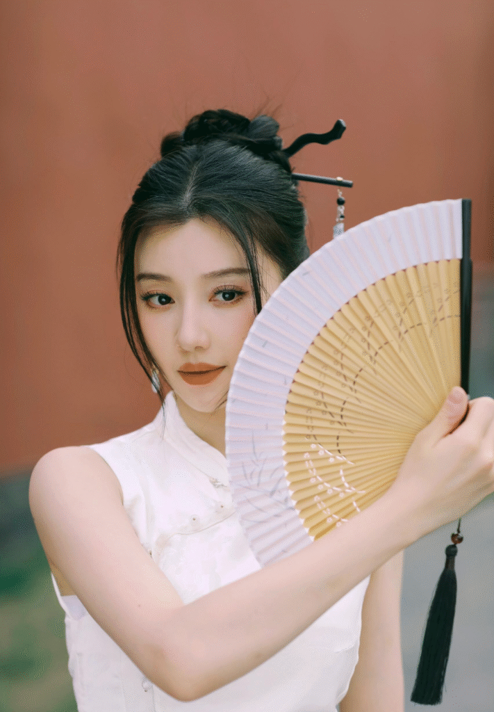 王鹤润：稳定发挥的实力女配，民国新剧即将启程 | 360onetravel.com | 旅游和娱乐出版品