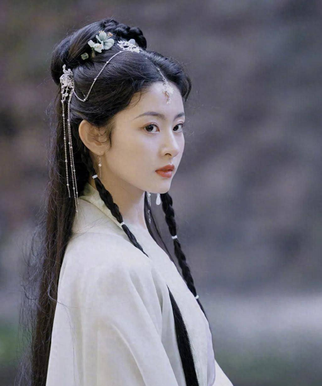 赵晴这次真的演得不错，从汉服模特到女主角的进阶之路 | 360onetravel.com | 旅游和娱乐出版品