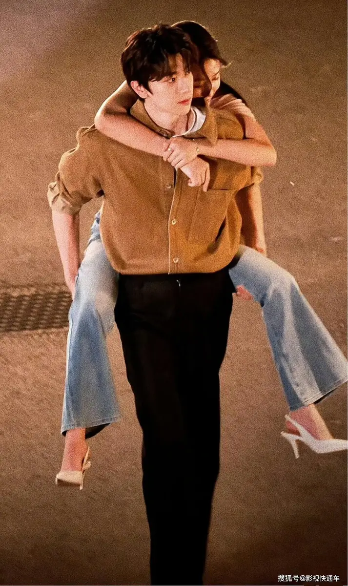 a1 | 光影旅途 林一卢昱晓携手出演《双向奔赴》与折月亮阵容官宣 | 光影旅途