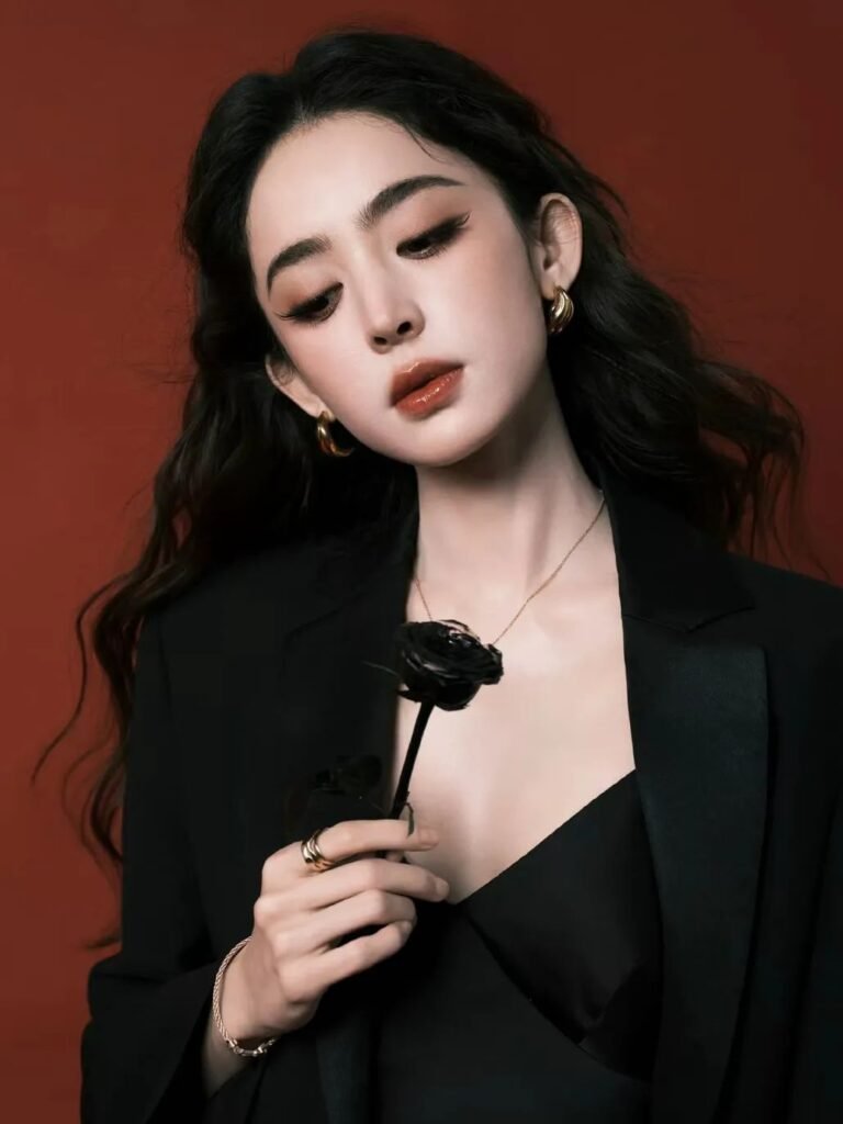 娜扎的精致生活：每天护肤两三小时，连身体都敷面膜！ | 光影旅途