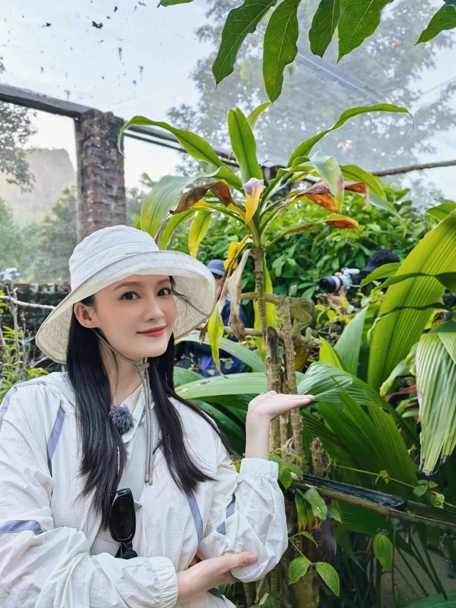 kh | 光影旅途 李沁在《花儿与少年》中的表现与未来发展 | 光影旅途