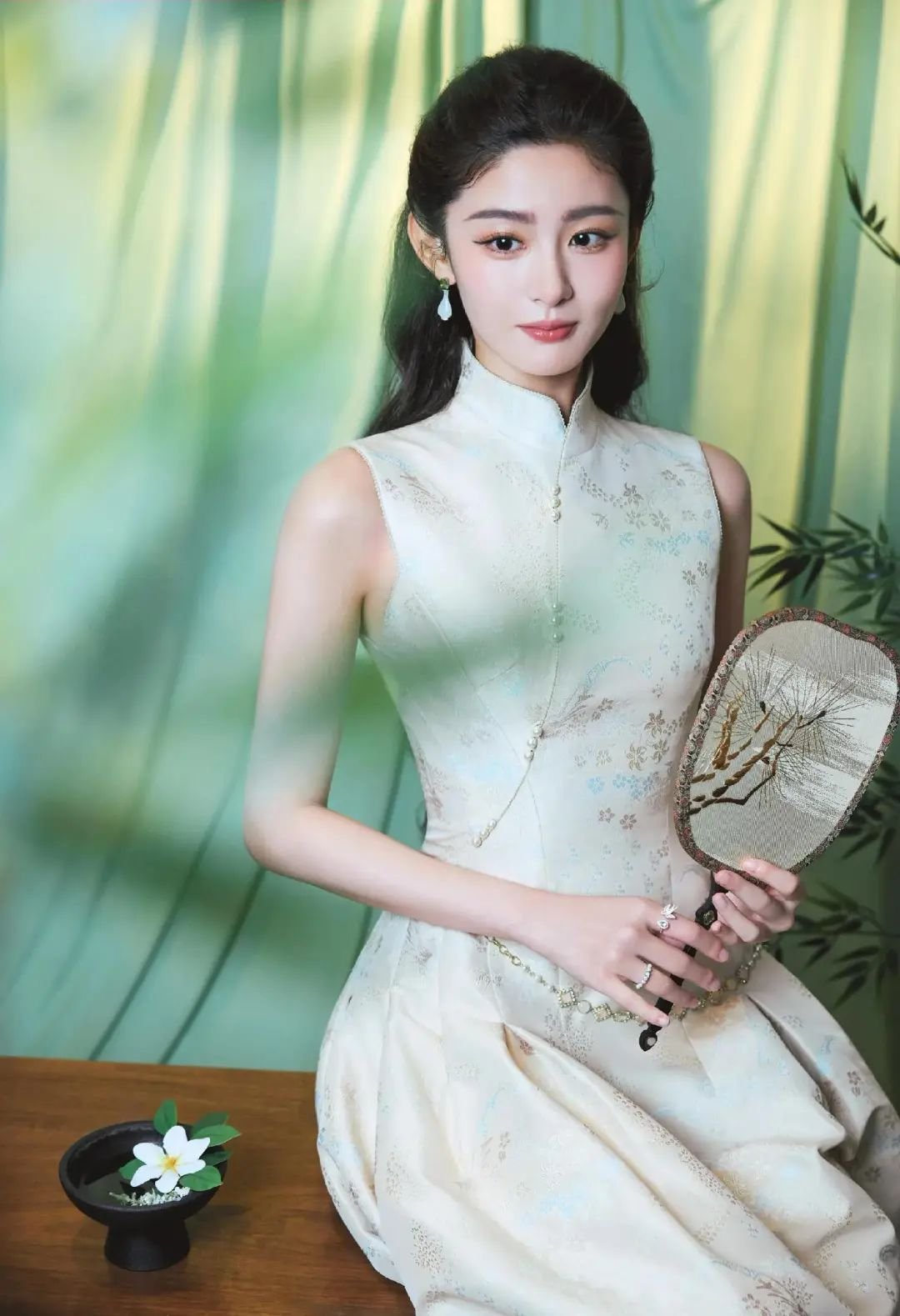 赵晴这次真的演得不错，从汉服模特到女主角的进阶之路 | 360onetravel.com | 旅游和娱乐出版品