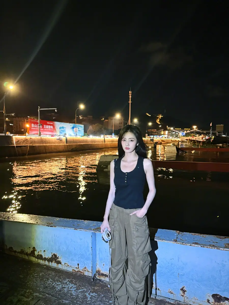 a12 | 光影旅途 白鹿在夜色下的绚丽瞬间 | 光影旅途