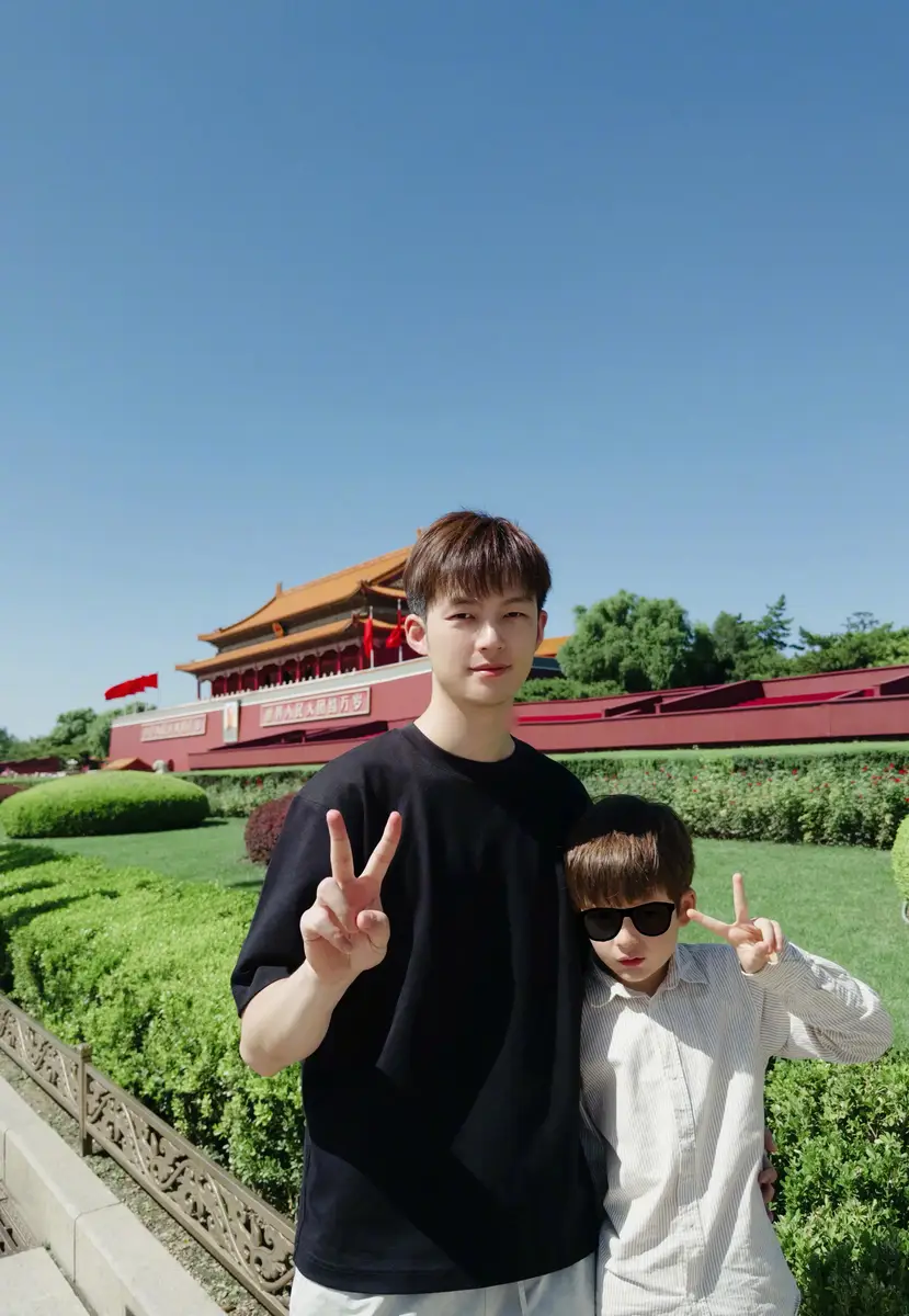 a3 | 光影旅途 董力与混血儿子天安门游玩的幸福瞬间 | 光影旅途