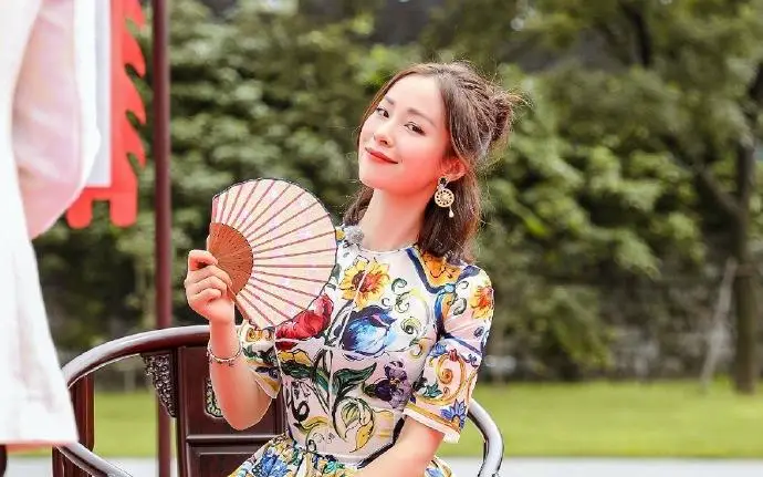 1a | 光影旅途 江一燕勇敢自曝离婚:从低谷走出,她会选择重返舞台还是专注带娃? | 光影旅途