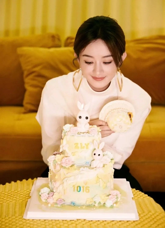 640 1 | 光影旅途 赵丽颖38岁生日庆生照:热烈而奔放的美丽时刻 | 光影旅途