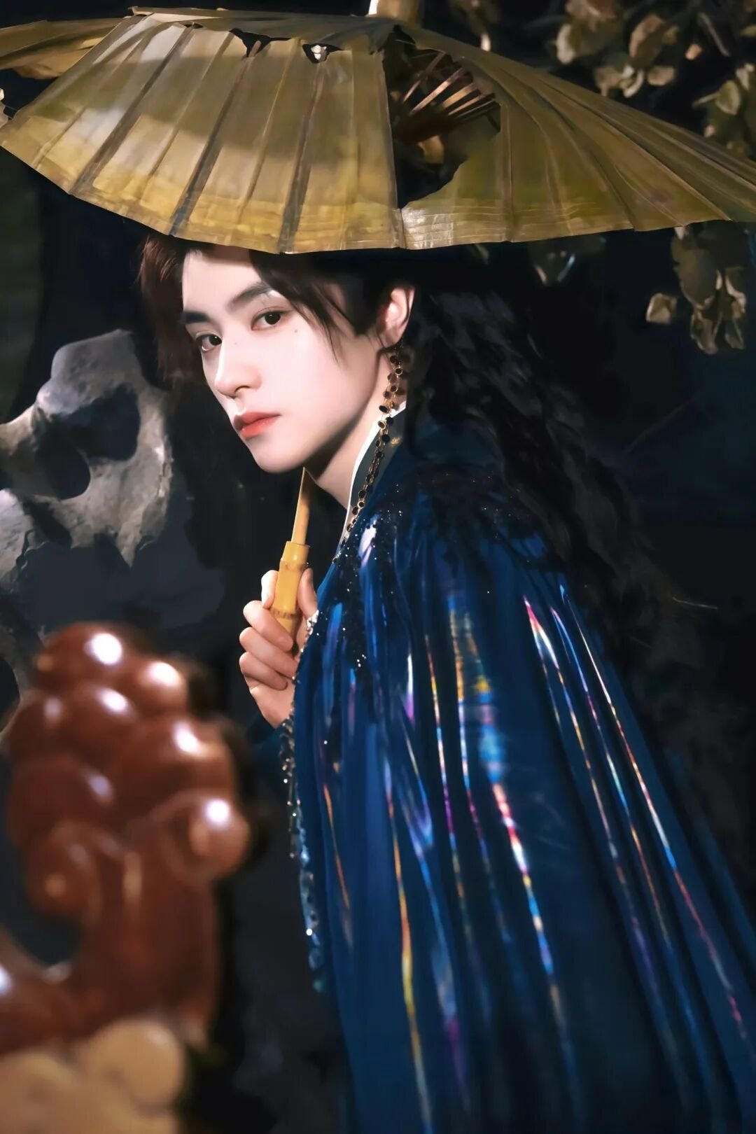 640 | 光影旅途 《入青云》中的邓孝慈:疯批角色引发热议 | 光影旅途