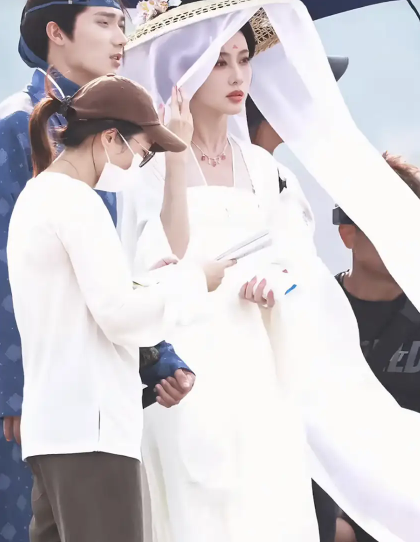 Screenshot_2 | 光影旅途 孟子义展现出尘气质,白衣剧本路透引关注 | 光影旅途