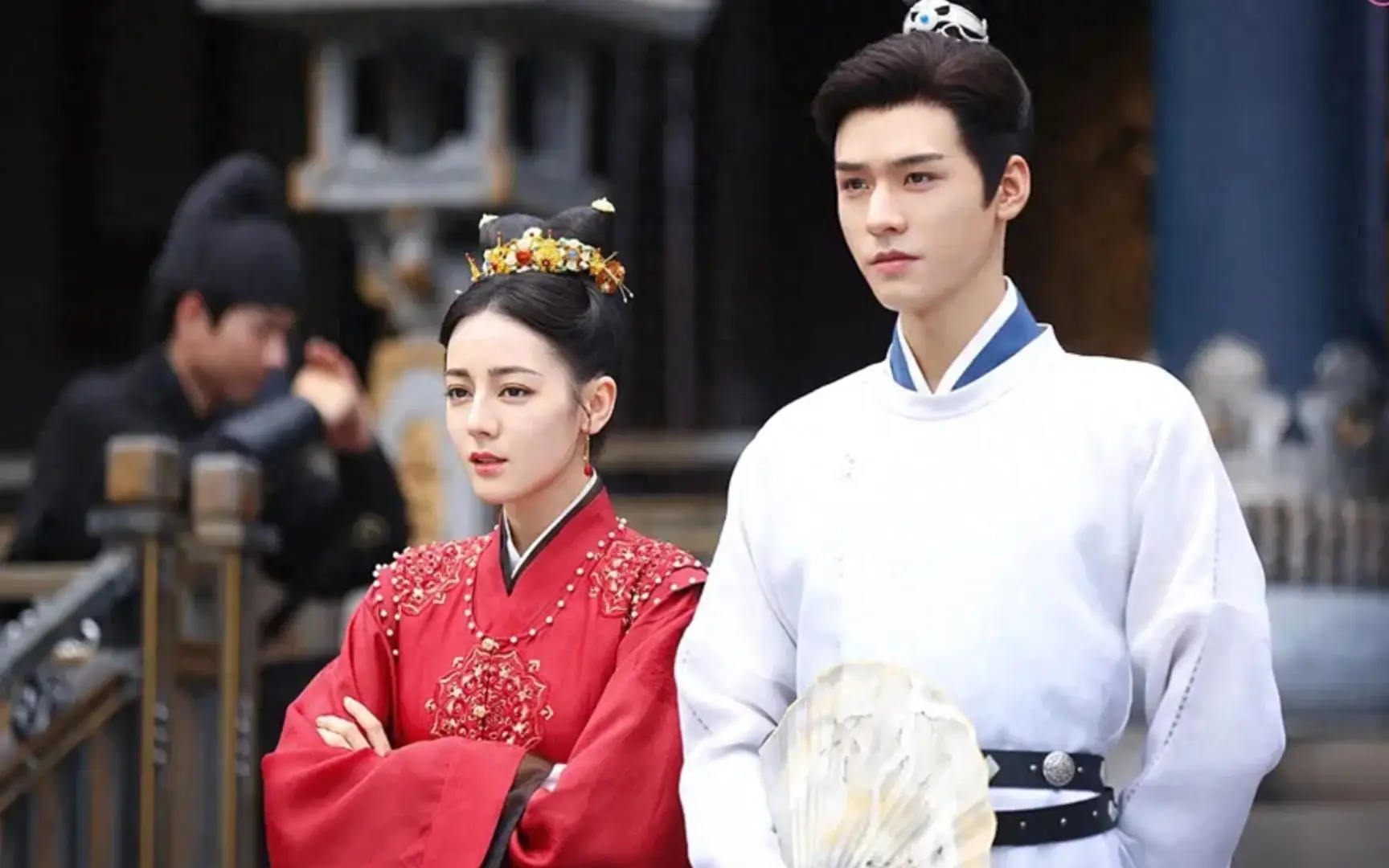 a1 | 光影旅途 迪丽热巴新剧搭档陈飞宇,《慕胥辞》开机引热议:女美男丑?资源走向成焦点 | 光影旅途