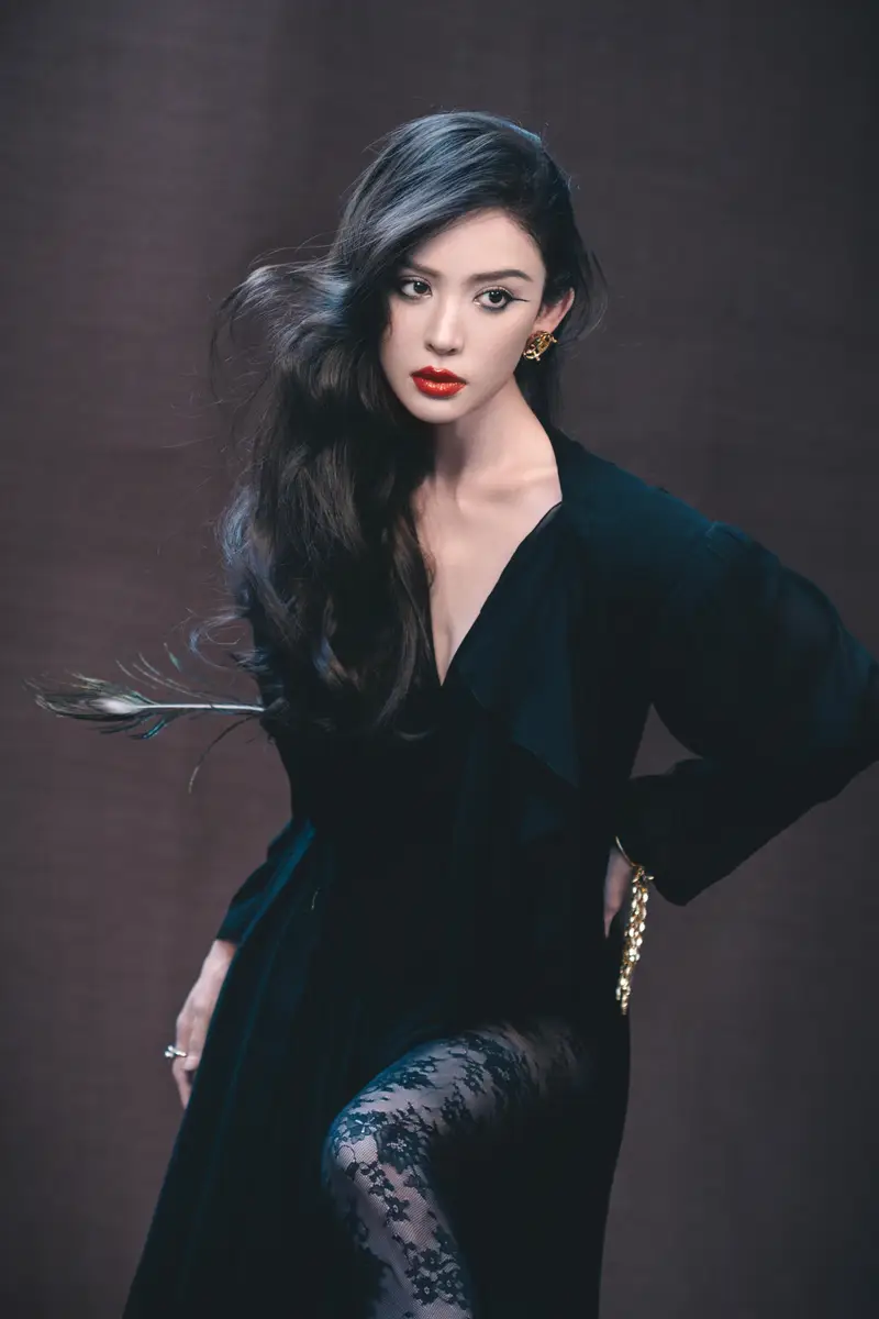 a6 | 光影旅途 古力娜扎最新造型解析:黑长直发的魅力 | 光影旅途