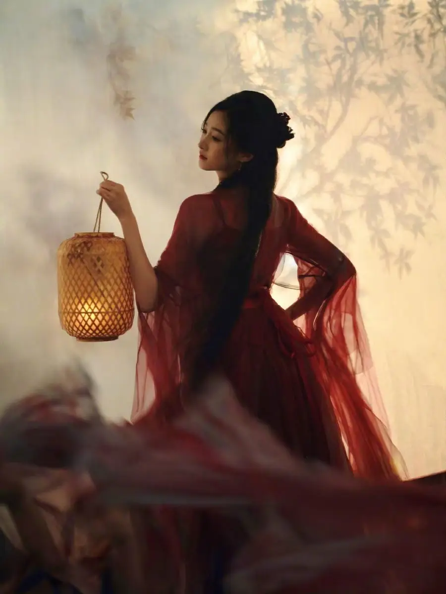 j | 光影旅途 关晓彤:古风美少女的侠女形象 | 光影旅途