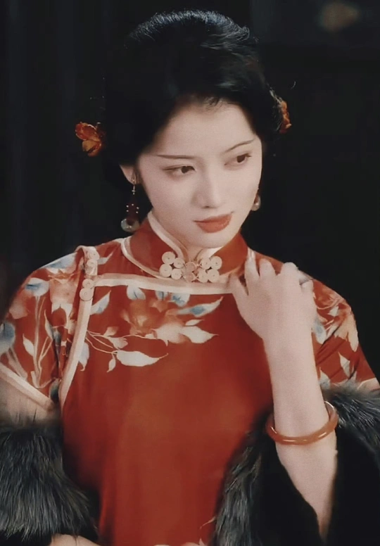 ko | 光影旅途 阿尚:从职场女孩到民国风女神,她凭一袭旗袍惊艳了短剧圈 | 光影旅途