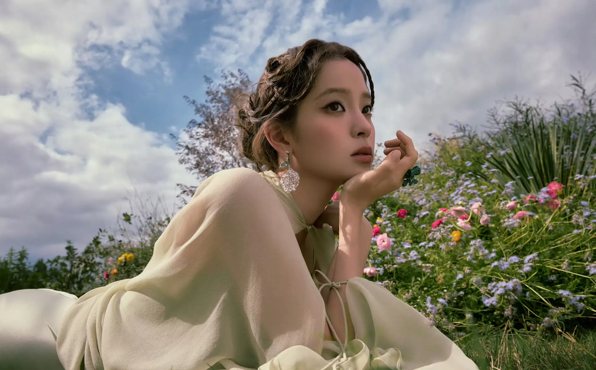 s2 | 光影旅途 欧阳娜娜巧妙演绎绿色魅力,化身花仙子盛典造型解析 | 光影旅途