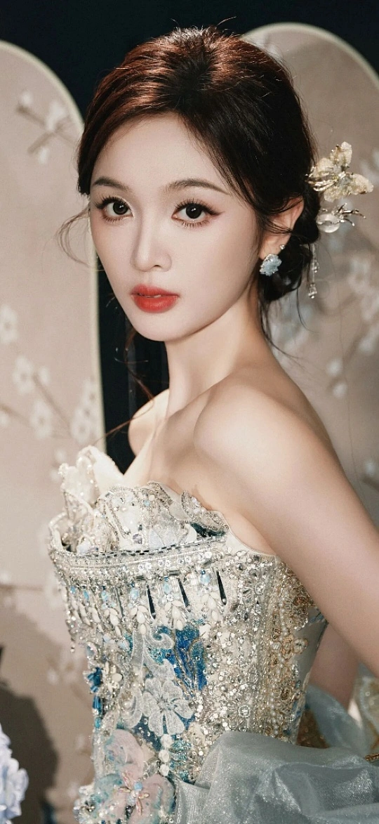 | 光影旅途 有梦想但不容易:吴宣仪的大女主之路 | 光影旅途