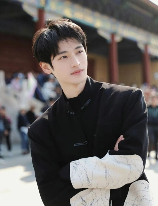 1b | 光影旅途 从副CP到新剧男二:全伊伦资源升级,后续合作引关注 | 光影旅途